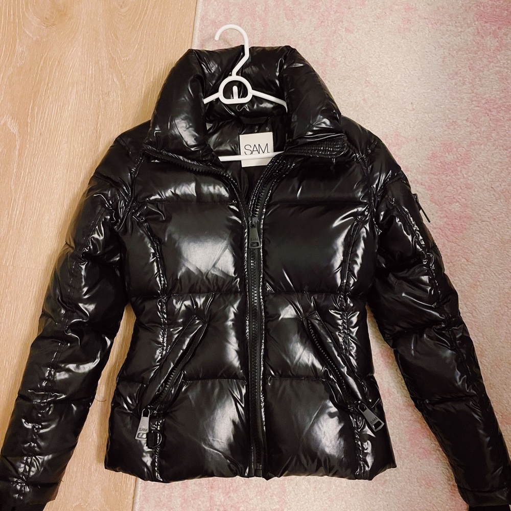 SAM NEW YORK black puffer coat